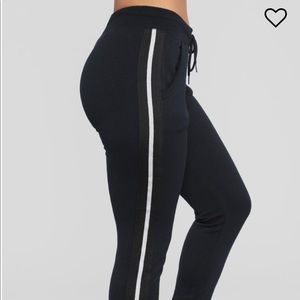 Study Sesh Joggers - Black